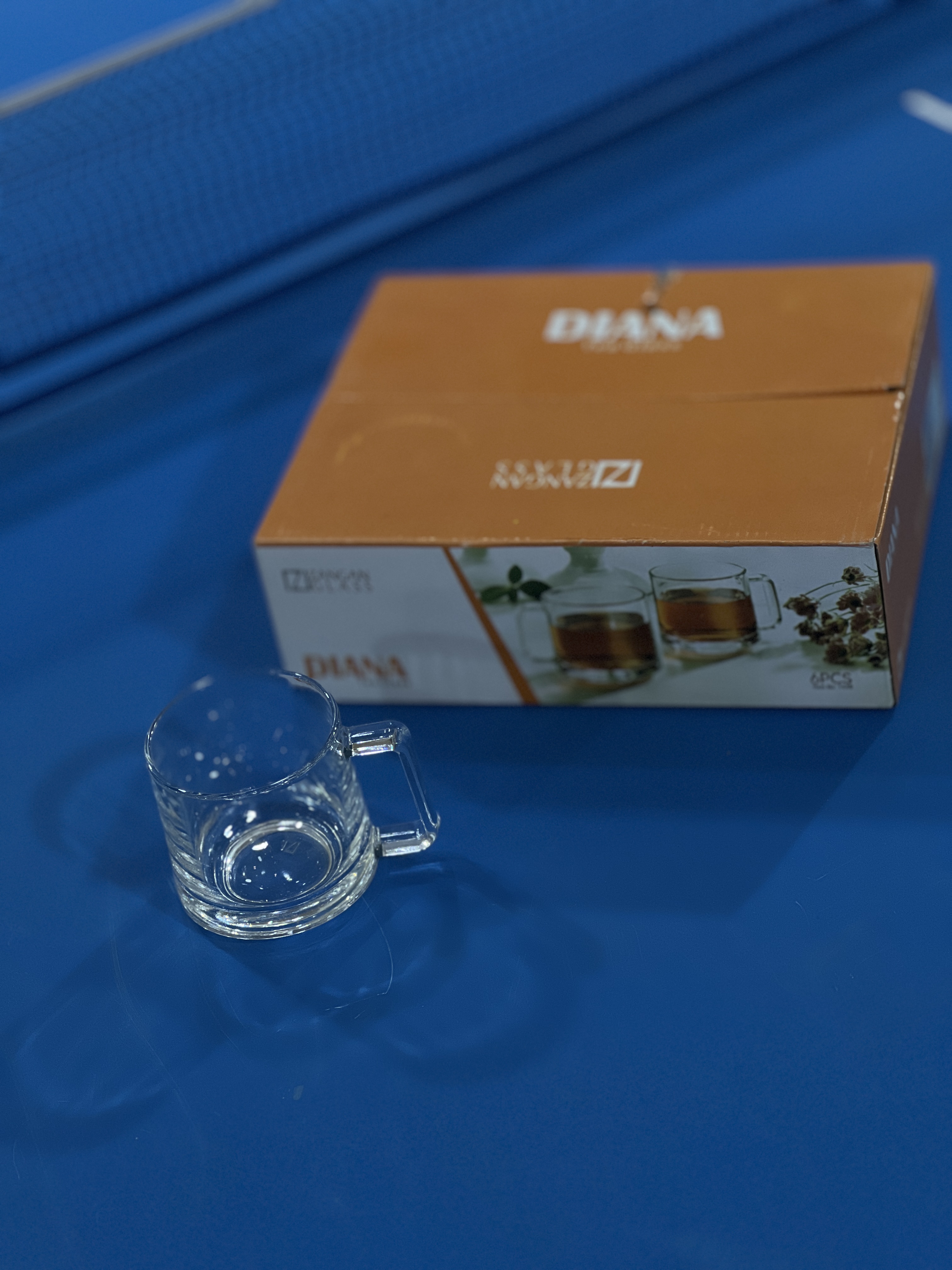 لیوان-image